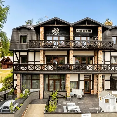 Z Balkonem, Taras Widokowy Ze Strefa Wypoczynku, Sala Zabaw Apartment